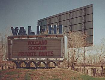 vali hi drive in hours